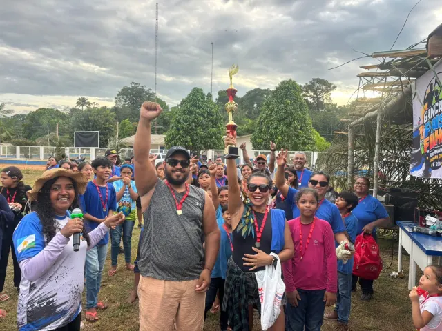 Foto da galeria: Escola Reinaldo Prill conquista 2º lugar em sua primeira participação na Gincana de Pais e Filhos.